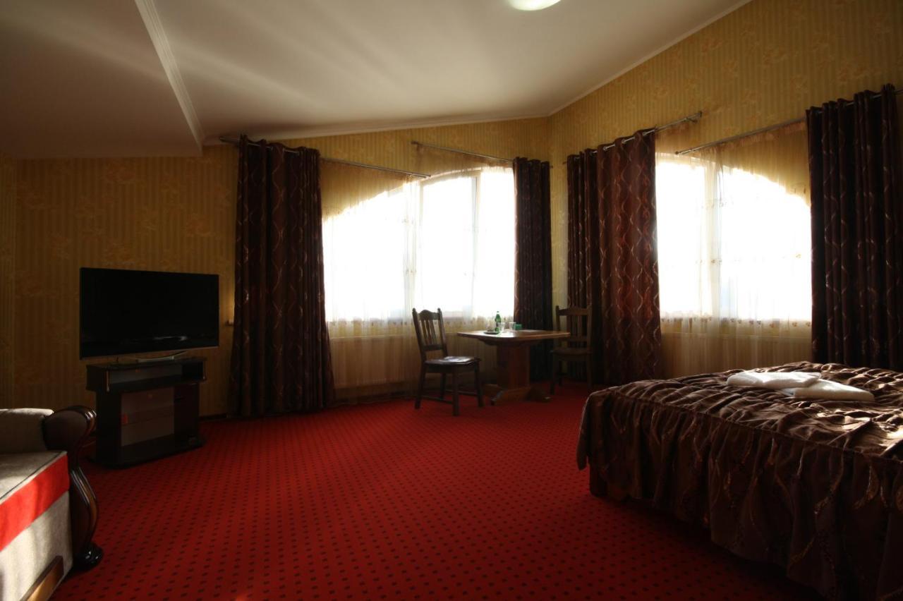 Chagari Hotel Lypnyky Esterno foto