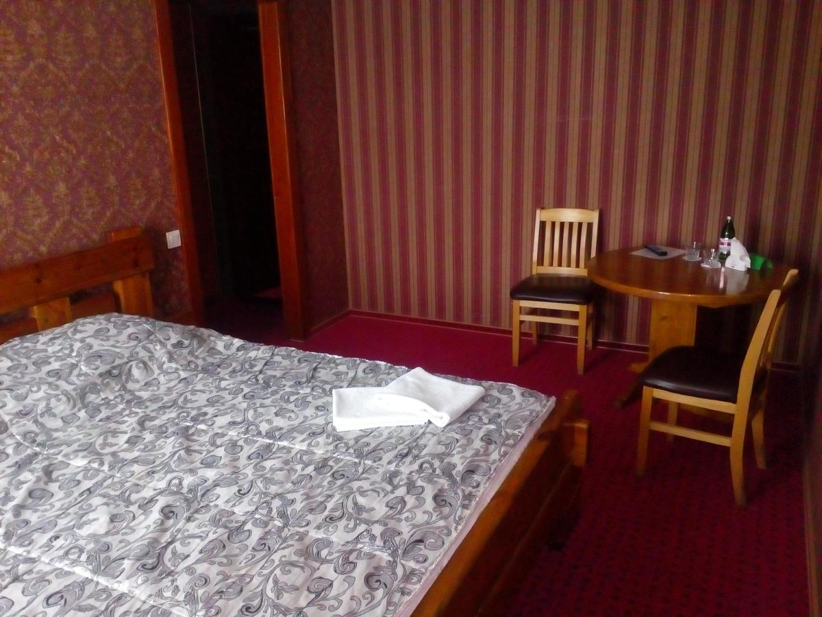 Chagari Hotel Lypnyky Esterno foto